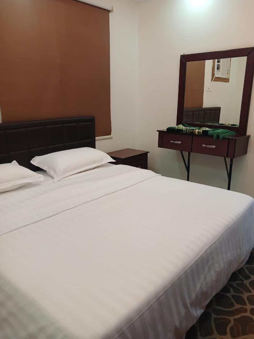 شقق حياة القريات لشقق المخدومة Apartment hotel in Saudi Arabia
