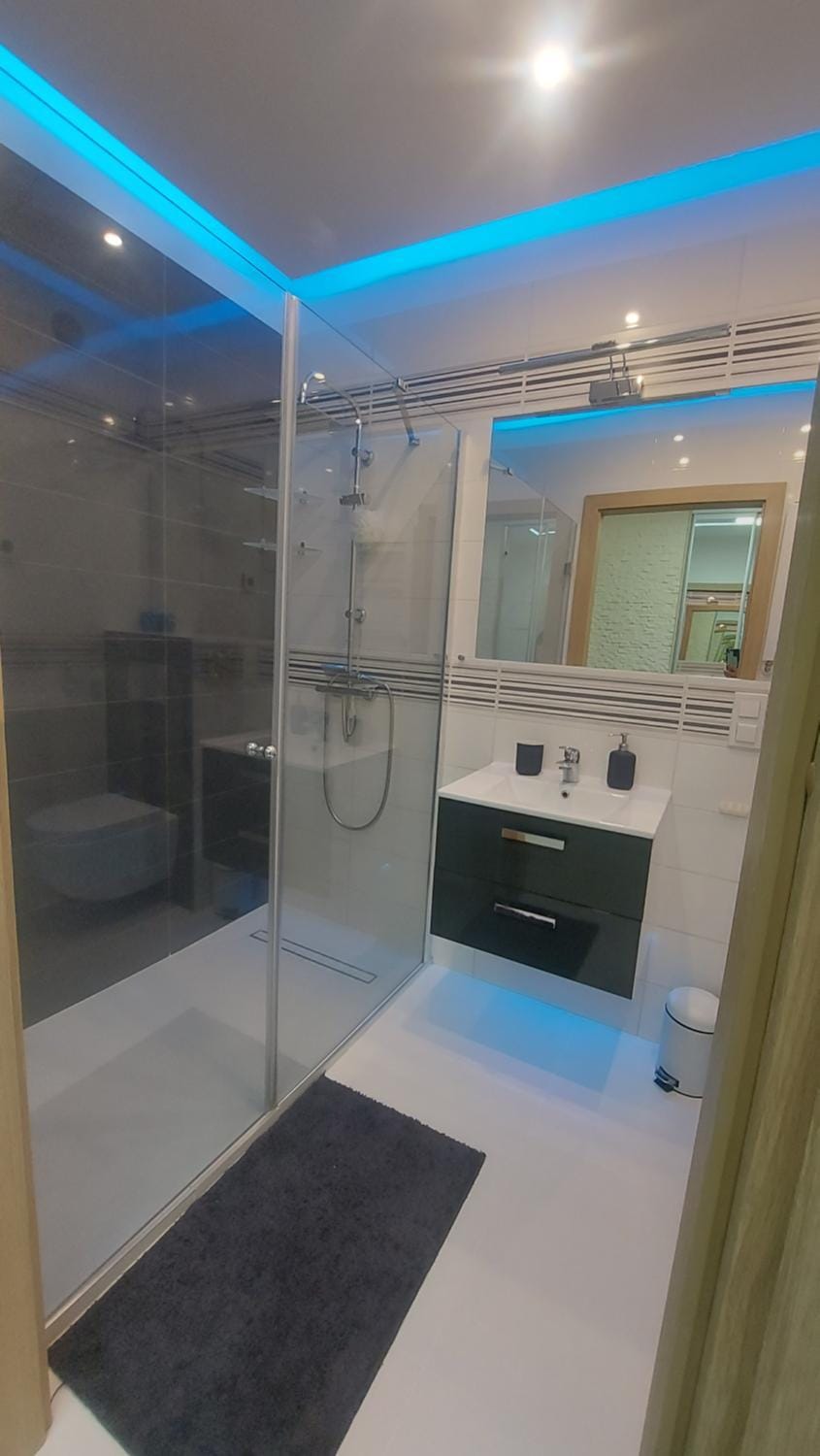 Shower, Bathroom