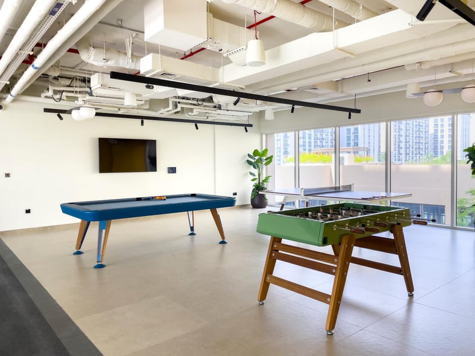 Billiard, Game Room, Table tennis
