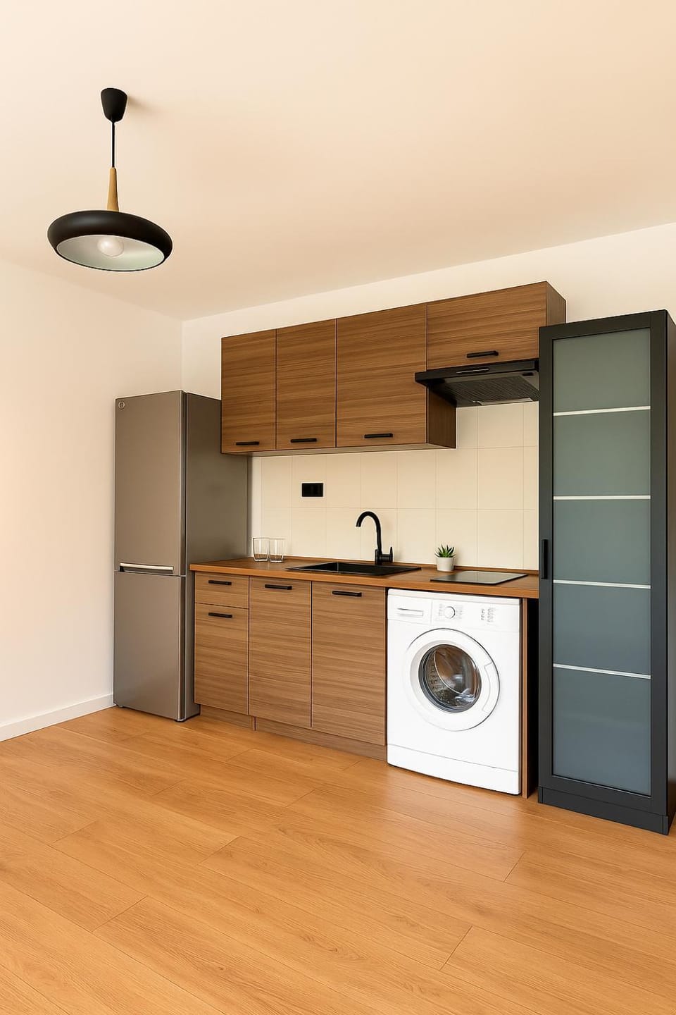 Studio obok metra! Apartamenty CinemaWola Apartment in Warsaw