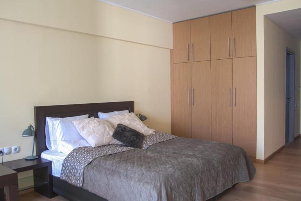 Bed, Bedroom, wardrobe