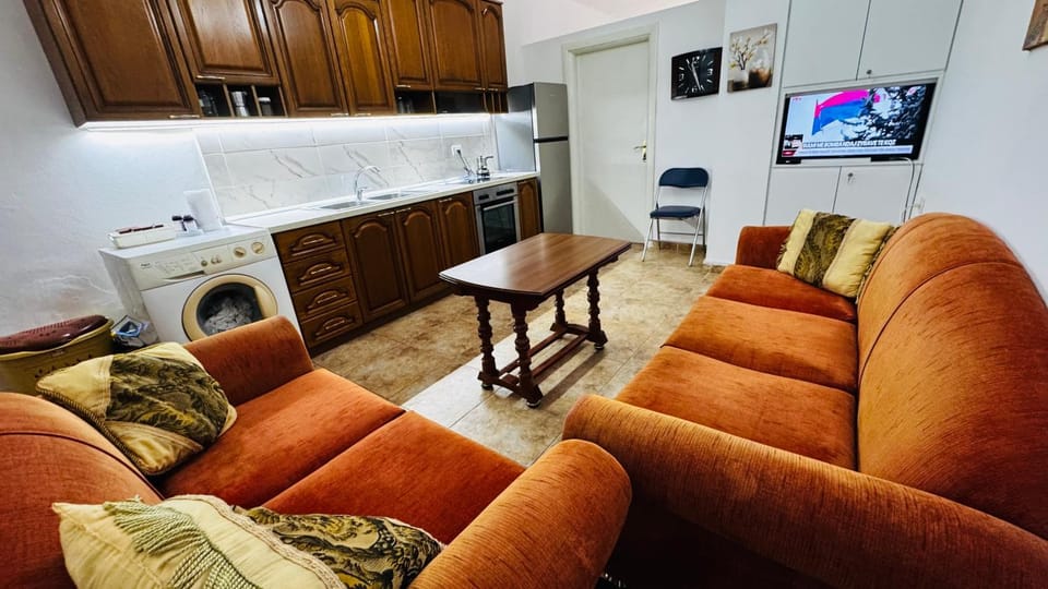 Saranda Beach Flat Apartment in Sarandë