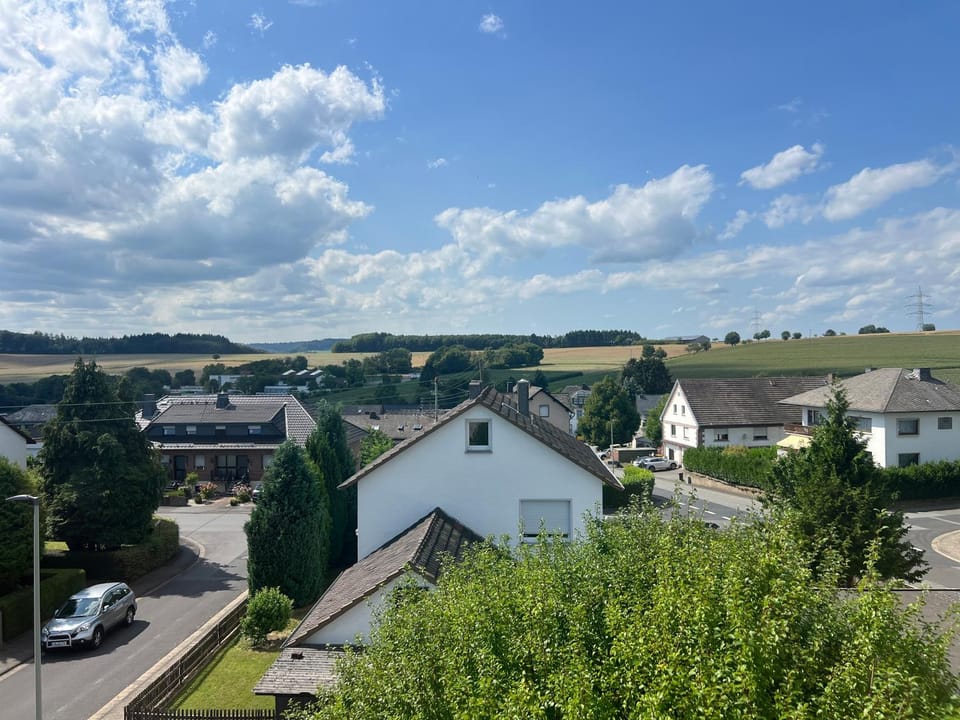 Neighbourhood, Natural landscape