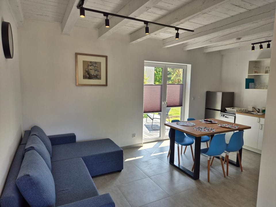 9azaliowa - Domy całoroczne w Dębinie House in Pomeranian Voivodeship