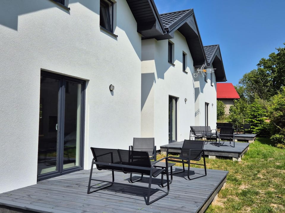 9azaliowa - Domy całoroczne w Dębinie House in Pomeranian Voivodeship