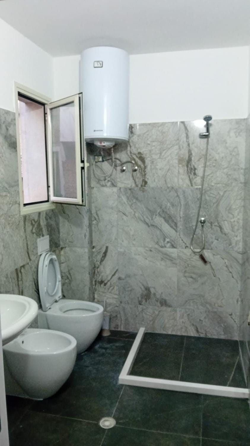 TRIUMPH rooms and apartment Bed and Breakfast in Vlorë