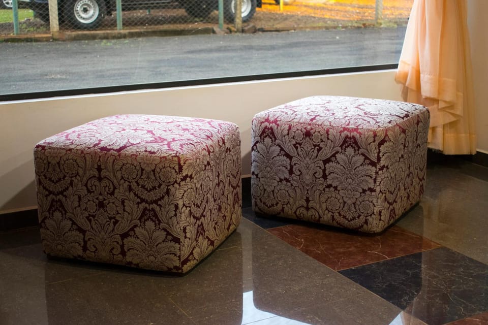 Lobby or reception, Decorative detail