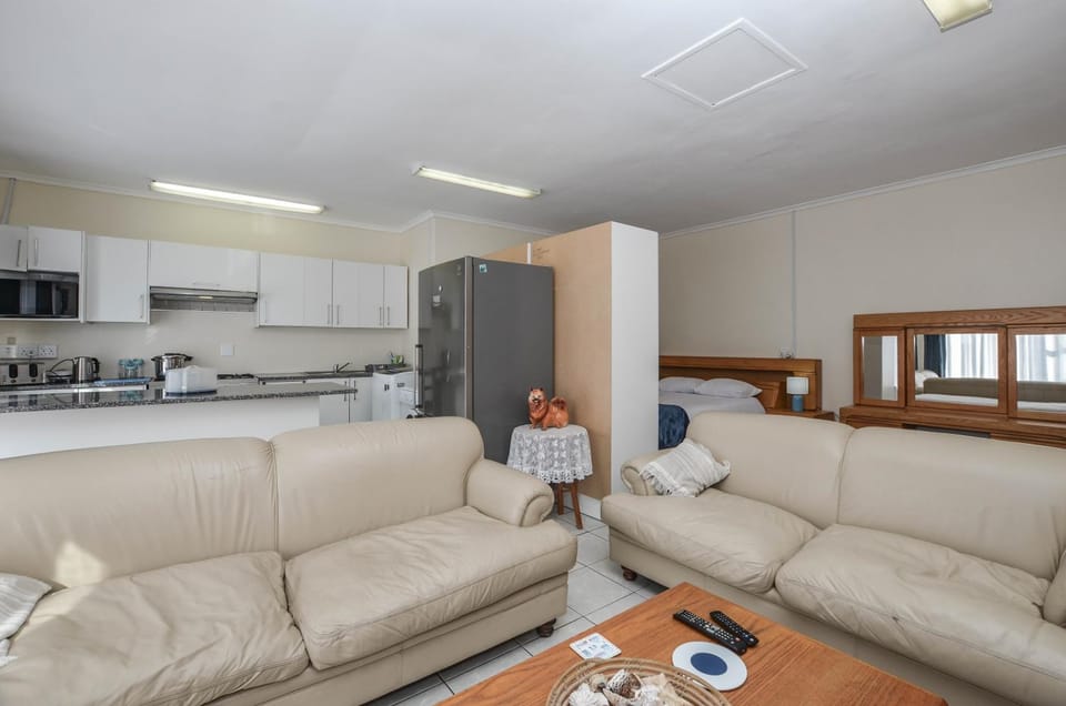 Family Tides Studio Apartment in Western Cape