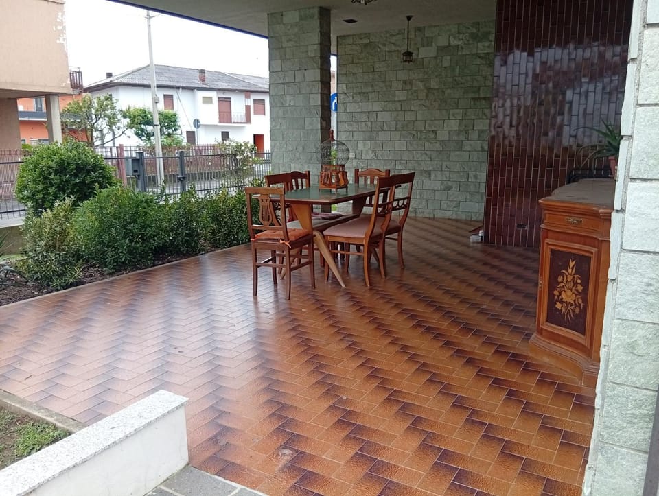 Patio, View (from property/room), Balcony/Terrace