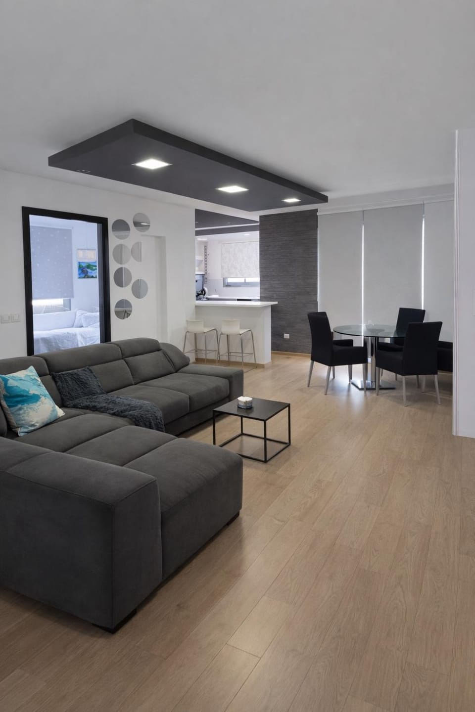 TV and multimedia, Living room, Seating area
