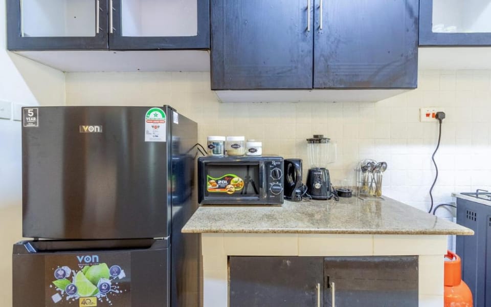 BAHARI SAFI NYALI 1BR-3mins to the beach, Swimming pool, 3mins to Nyali centre Apartment in Mombasa County