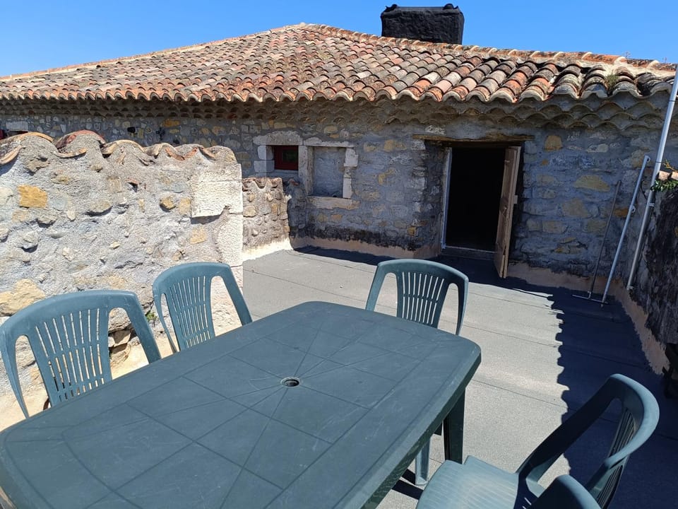 Gîte #9, 4 Pers, Domaine De Ribiere Apartment in Grospierres
