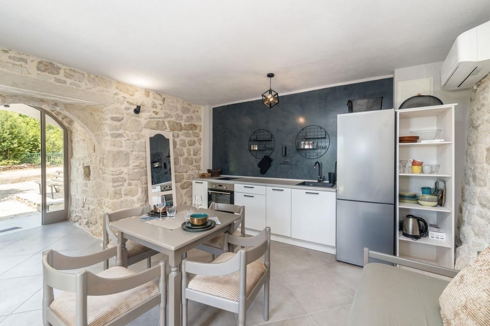 Kuća Kalma House in Dubrovnik-Neretva County