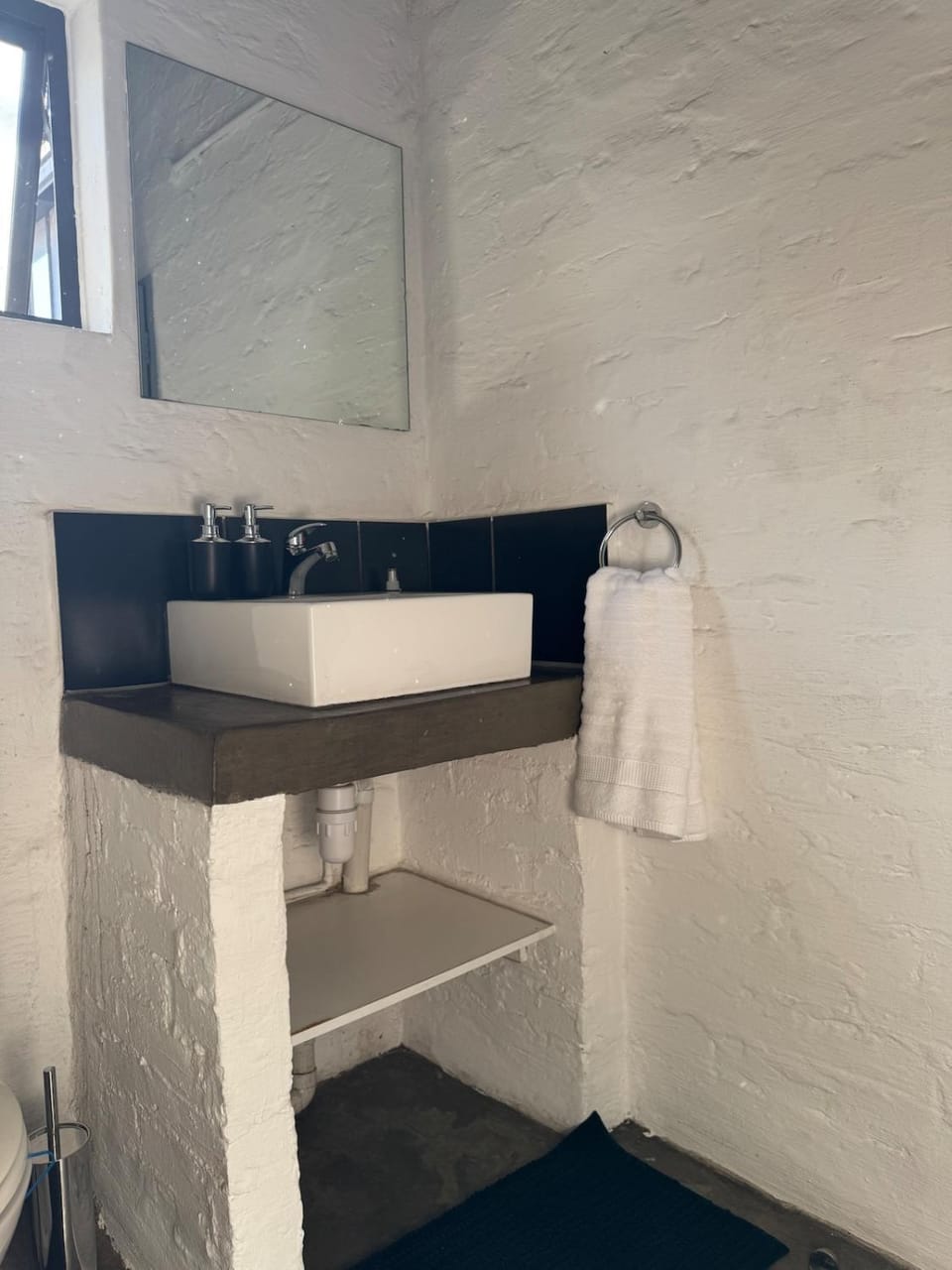 Concrete Luxe - Maboneng Apartment in Johannesburg