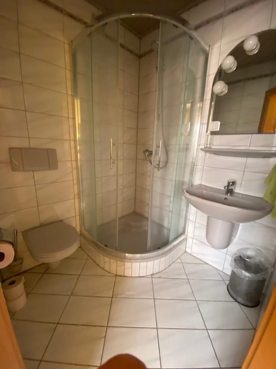 Gästehaus zwei Einzelbetten Nähe Krems an der Donau Inn in Austria