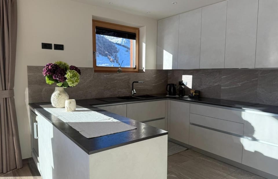 Holiday House Livigno NEW Apartment in Canton of Grisons