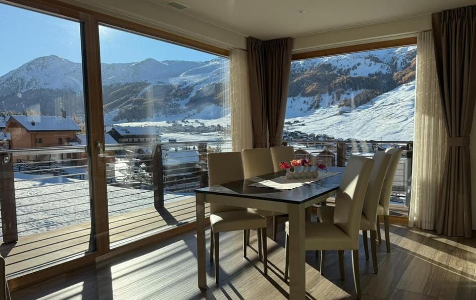 Holiday House Livigno NEW Apartment in Canton of Grisons