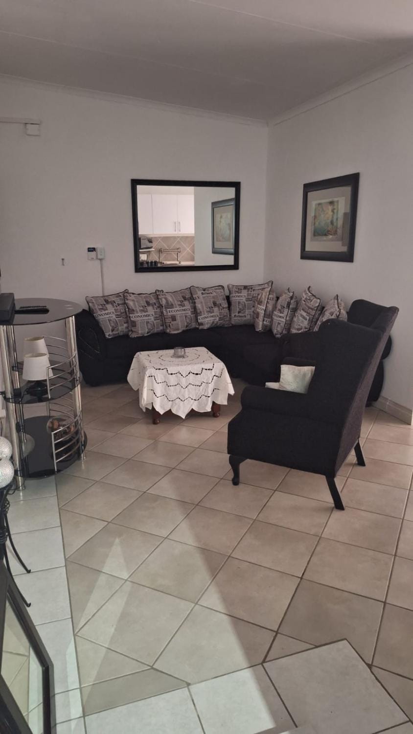 Communal lounge/ TV room, Seating area