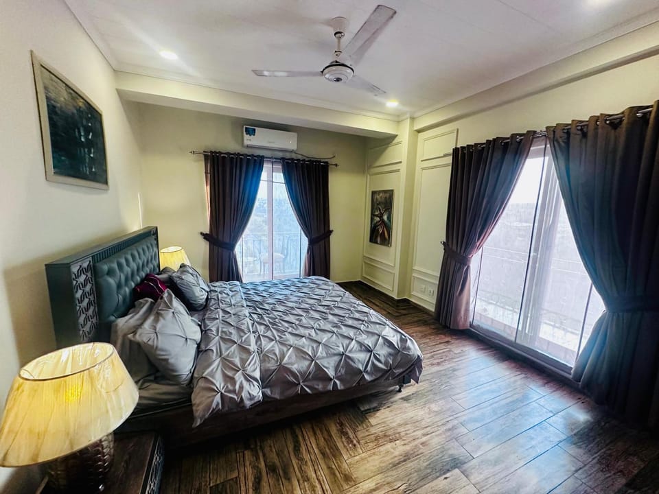 Noir Escape Bahria hieghts D Block Apartment in Islamabad