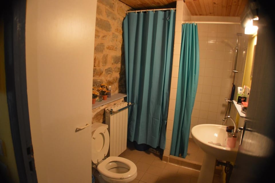 Gîte #19, 8 Pers, Domaine De Ribiere Apartment in Grospierres