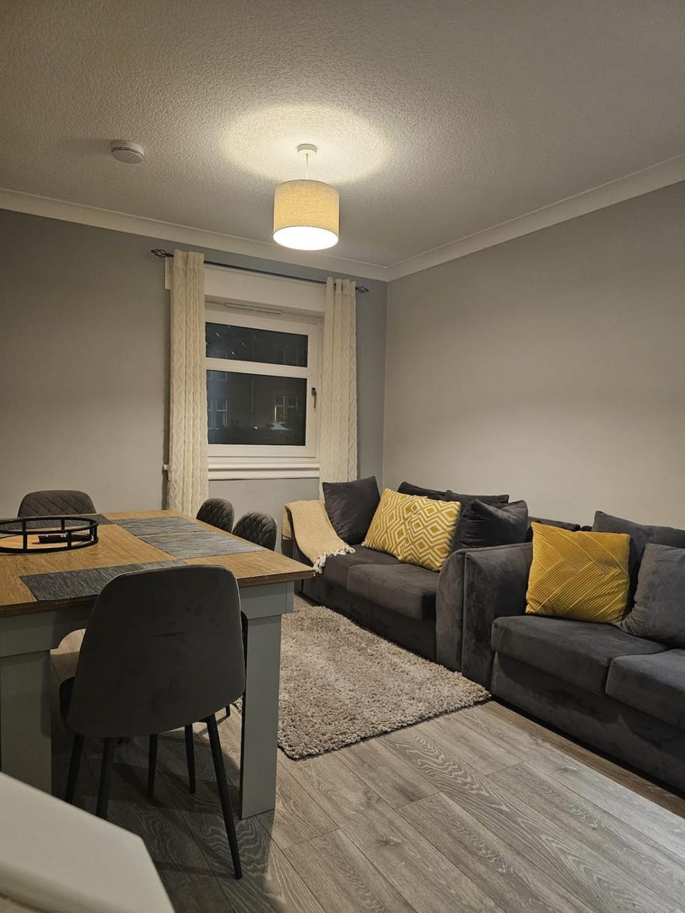 Contractors DreamHouse Apartment in Dundee
