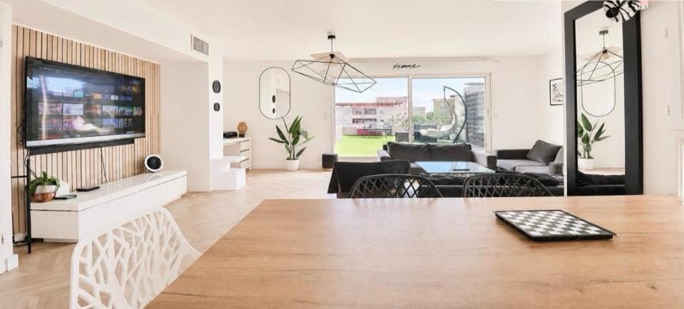 Duplex 120m ,50m terrasse proche centre et mer Apartment in Montpellier