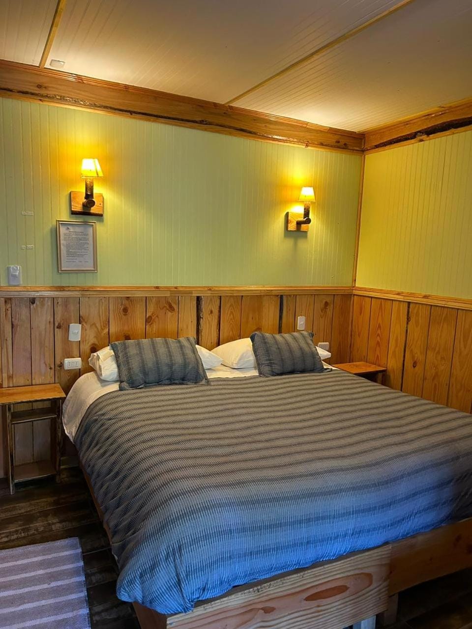 Photo of the whole room