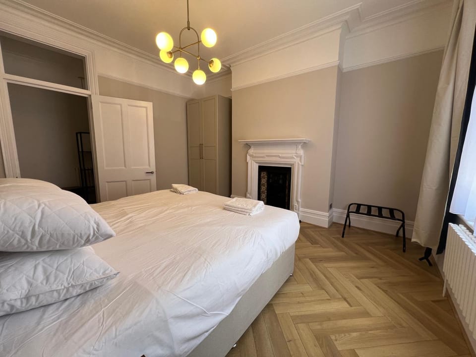Bed, Photo of the whole room, Bedroom, towels, wardrobe