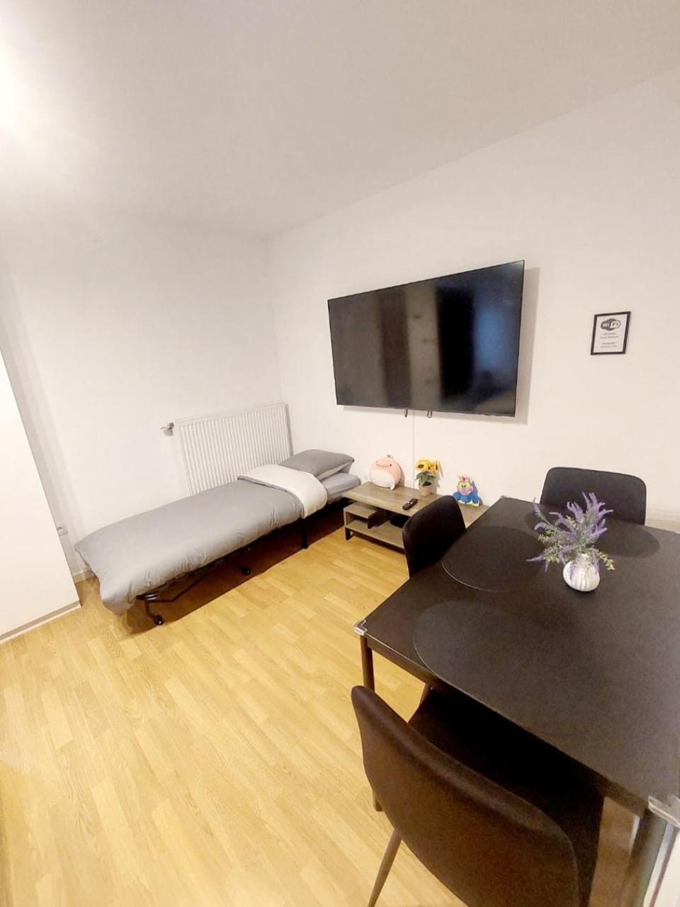 Cosy Home 4 - Spacieux studio avec parking - 30 min Paris Apartment in Cergy