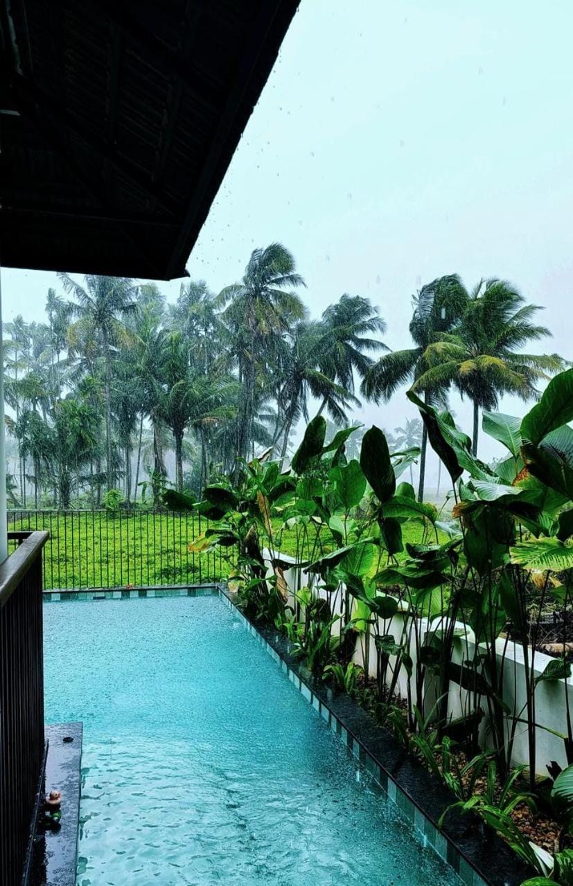 Theeram - Luxury 3BHK Private Pool Villa, Kannur Chalet in Kerala
