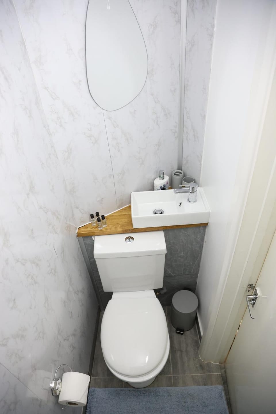 Toilet, Bathroom