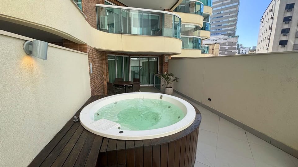 Hot Tub, Balcony/Terrace