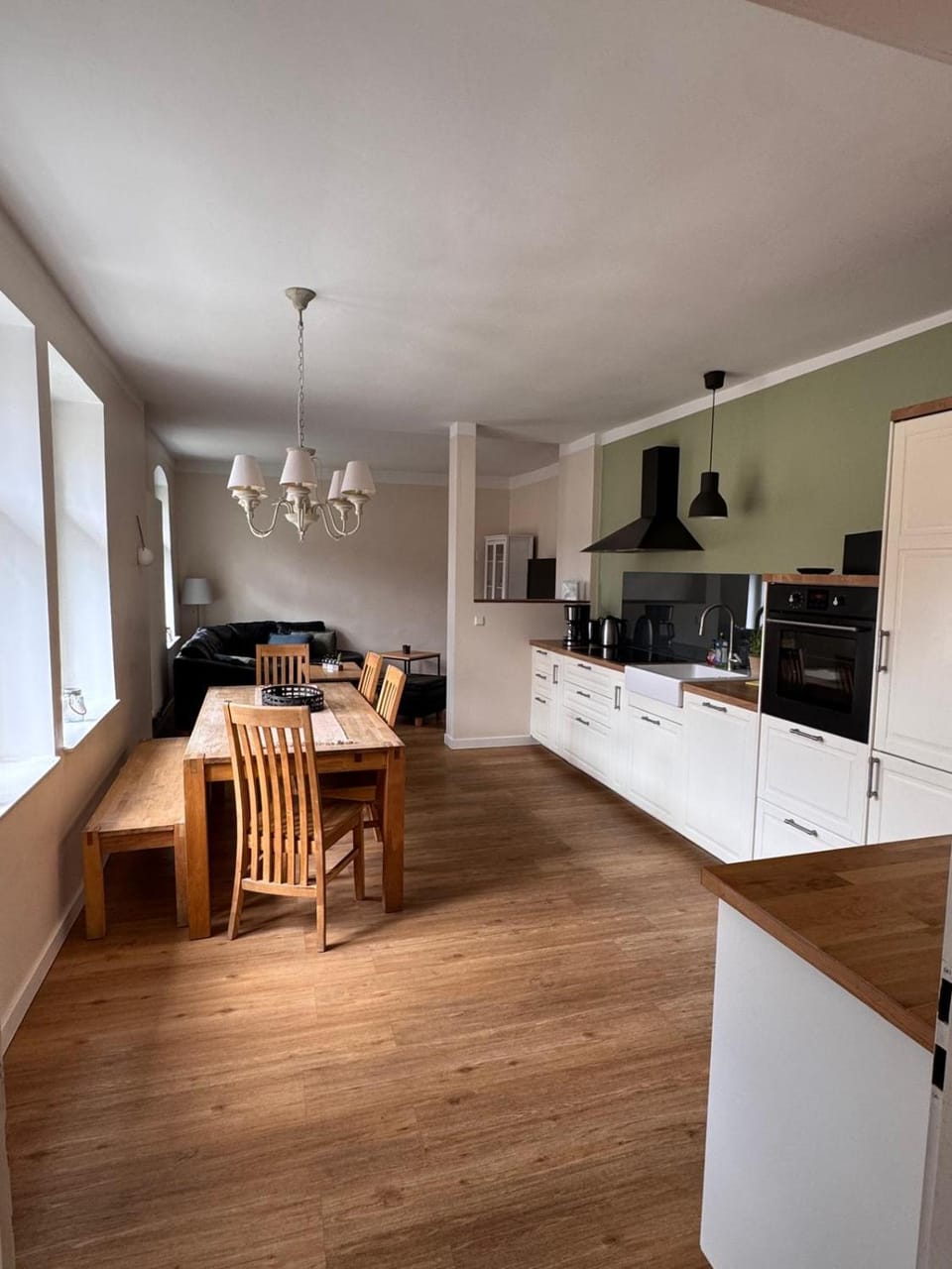 Living room, Dining area, kitchen
