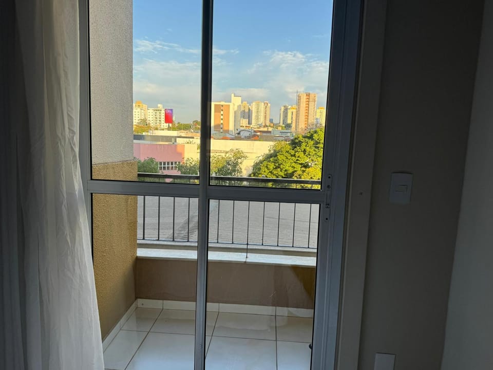 View (from property/room), Balcony/Terrace, City view