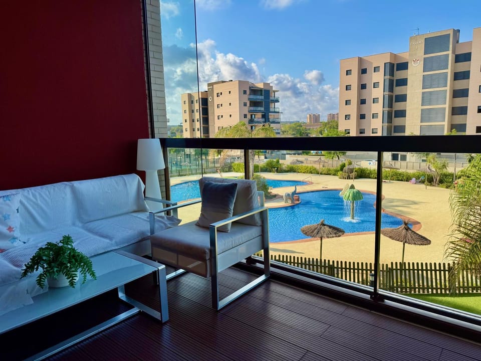 View (from property/room), Balcony/Terrace, Pool view