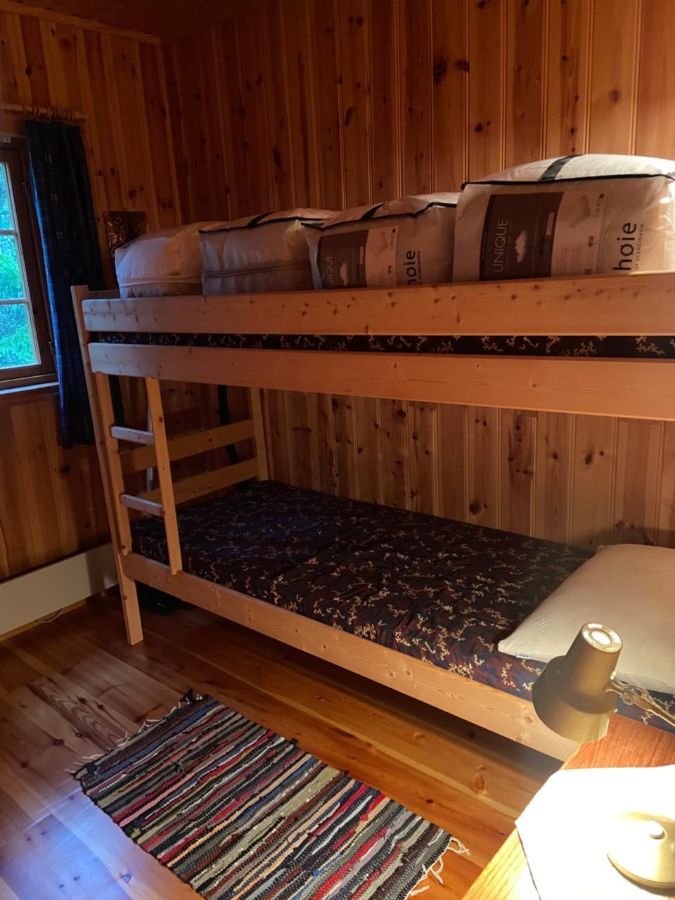 Bed, Bedroom, bunk bed