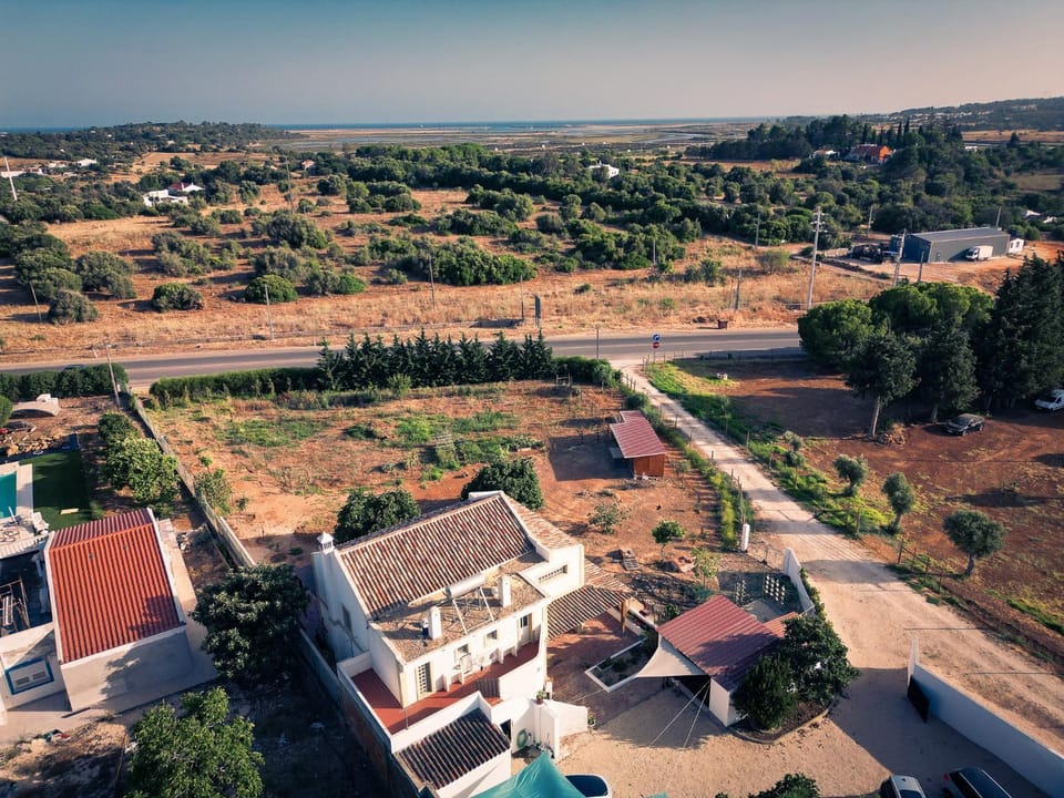 Property building, Bird's eye view