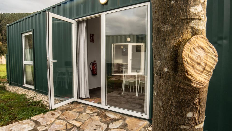 Property building, Day