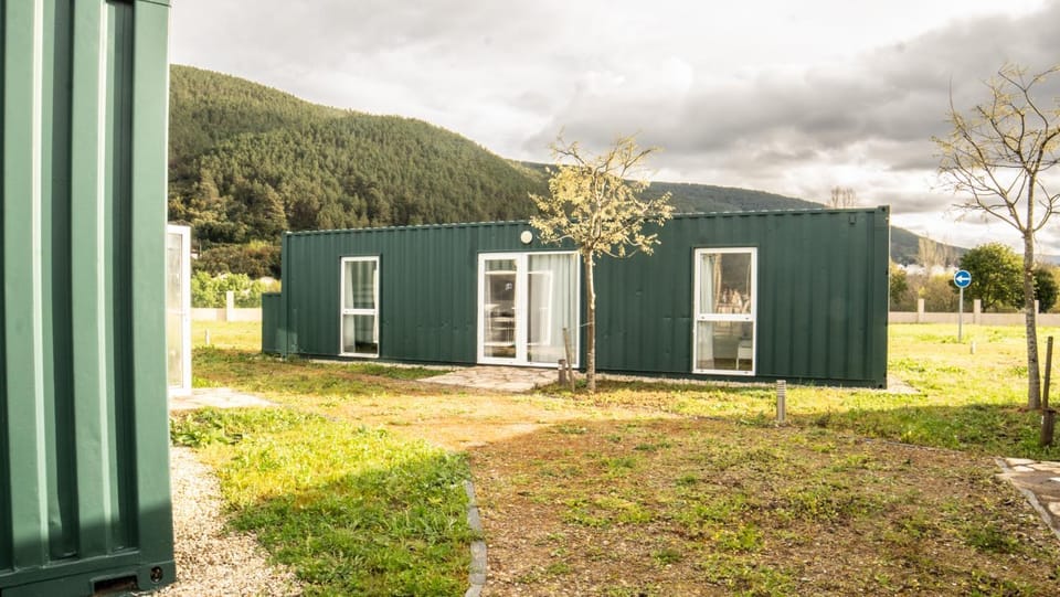 Property building, Day, Mountain view