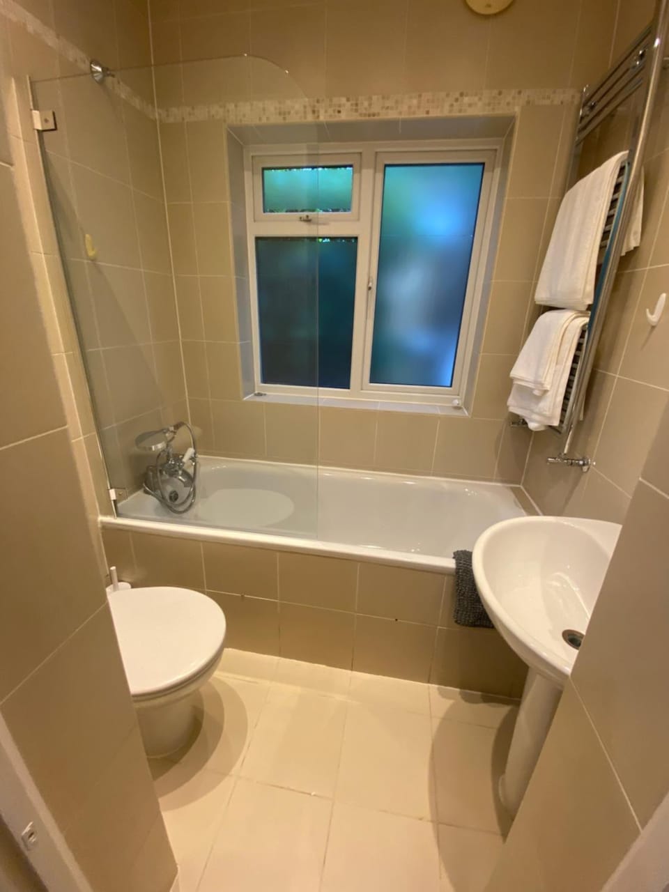 London Chiswick Apartment in London Borough of Ealing