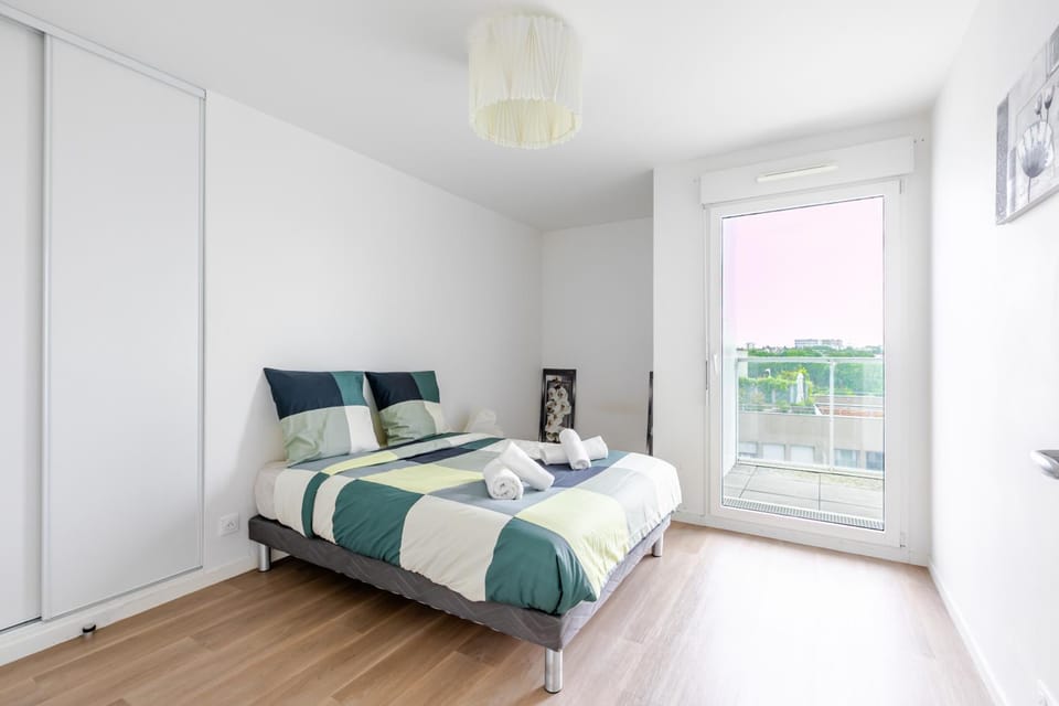 Balcony/Terrace, Bedroom, storage