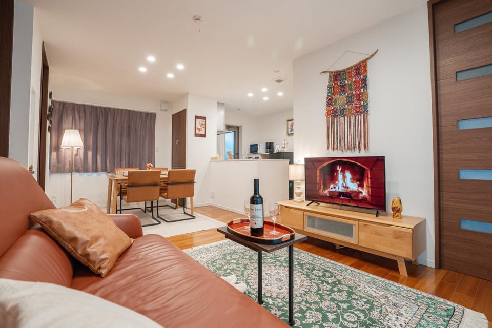Private stay, fully equipped 45 square meter, Easy access to Disneyland & Airports Farm Stay in Japan