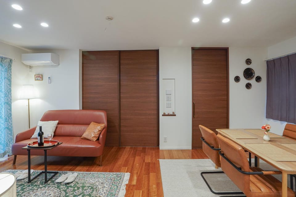 Private stay, fully equipped 45 square meter, Easy access to Disneyland & Airports Farm Stay in Japan
