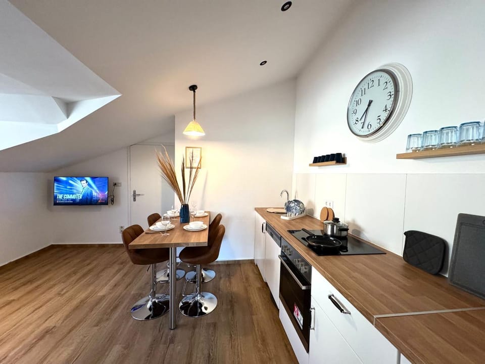 Home&Living - Casa Blue Apartment in Dusseldorf