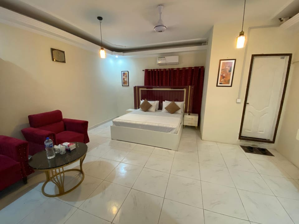 Lotus Residency DHA Guest House Bed and Breakfast in Karachi