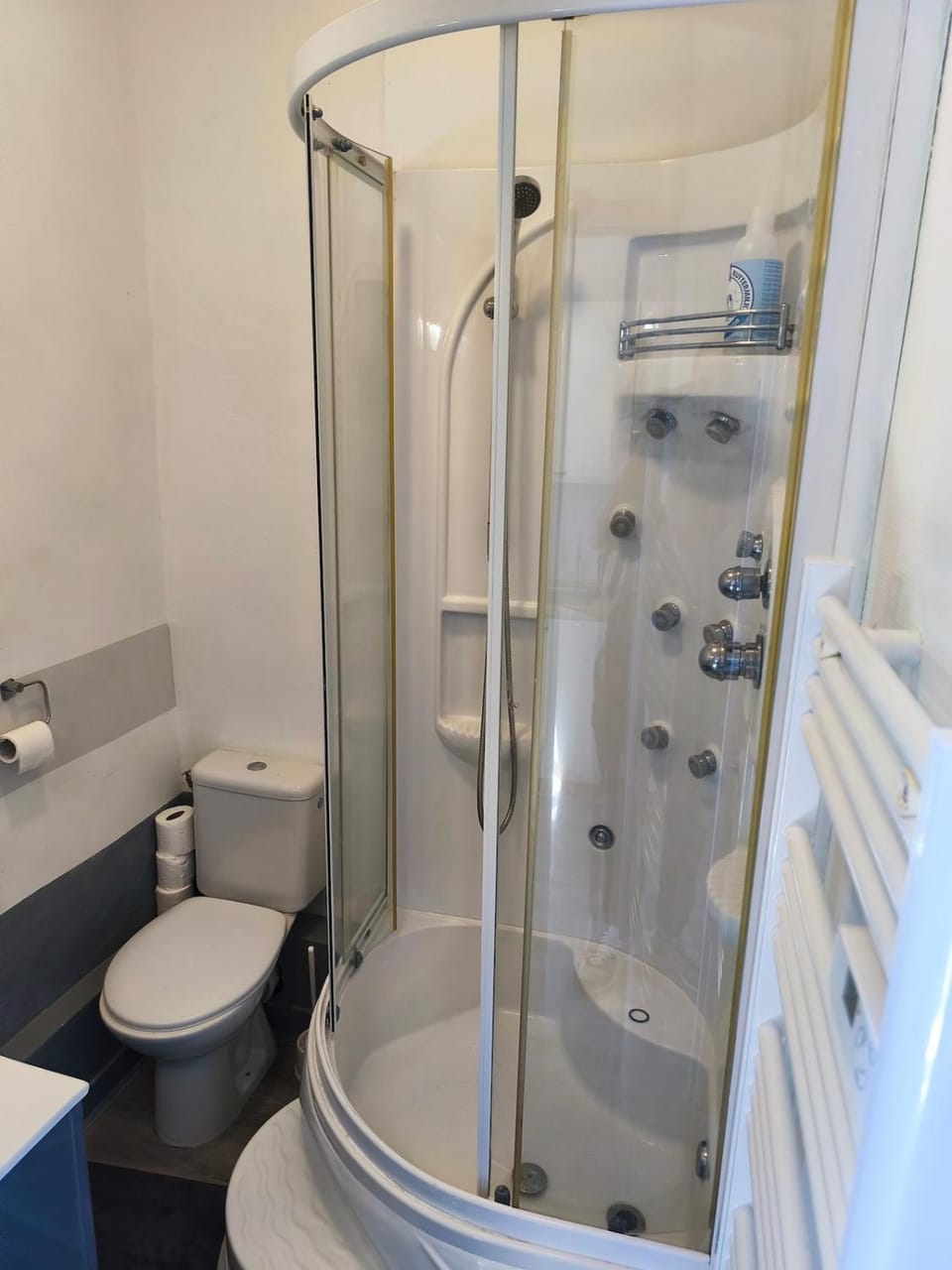 Studio Cozy Centre Apartment in Finistere