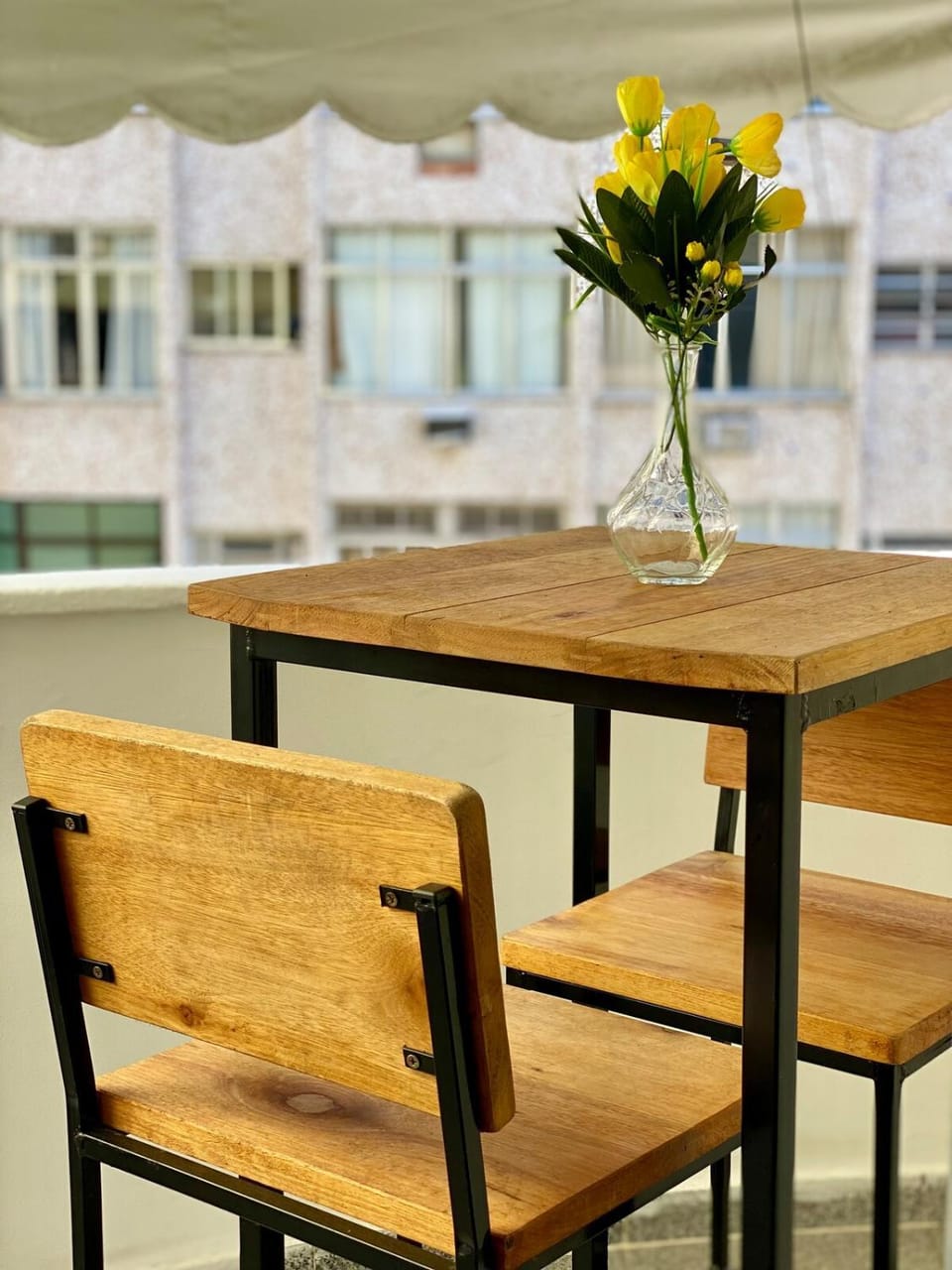 Carioca Lifestyle Balcony with partial sea view Apartment in Rio de Janeiro
