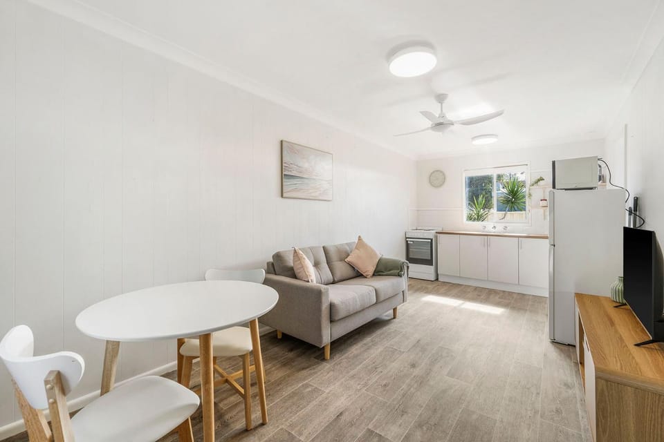 Beach Shack 8 Apartment in Crescent Head