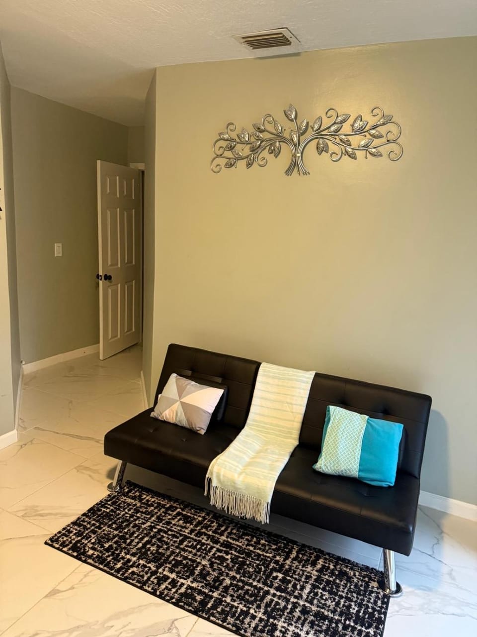 Pk cozy suite Bed and Breakfast in Golden Glades