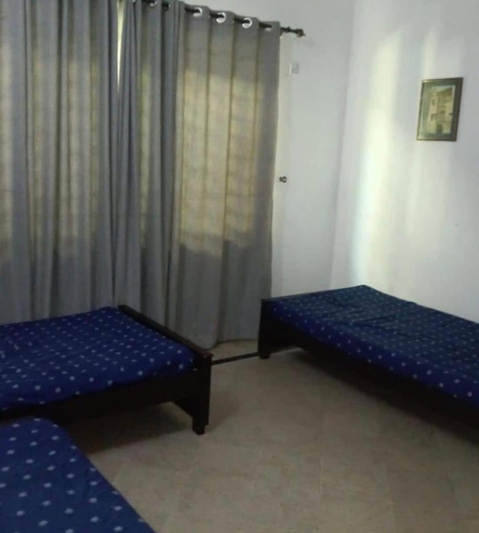 Room for rent Apartment in Karachi